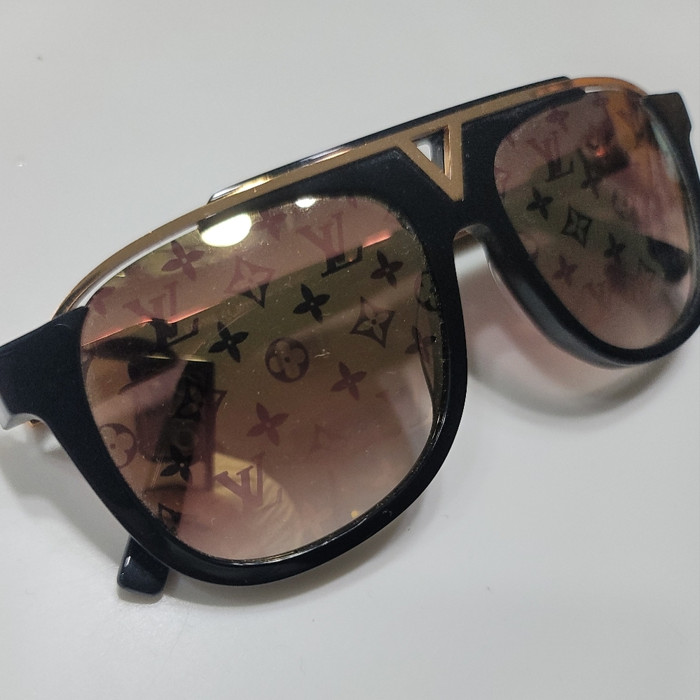 Louis Vuitton Black and Gold Sunglasses